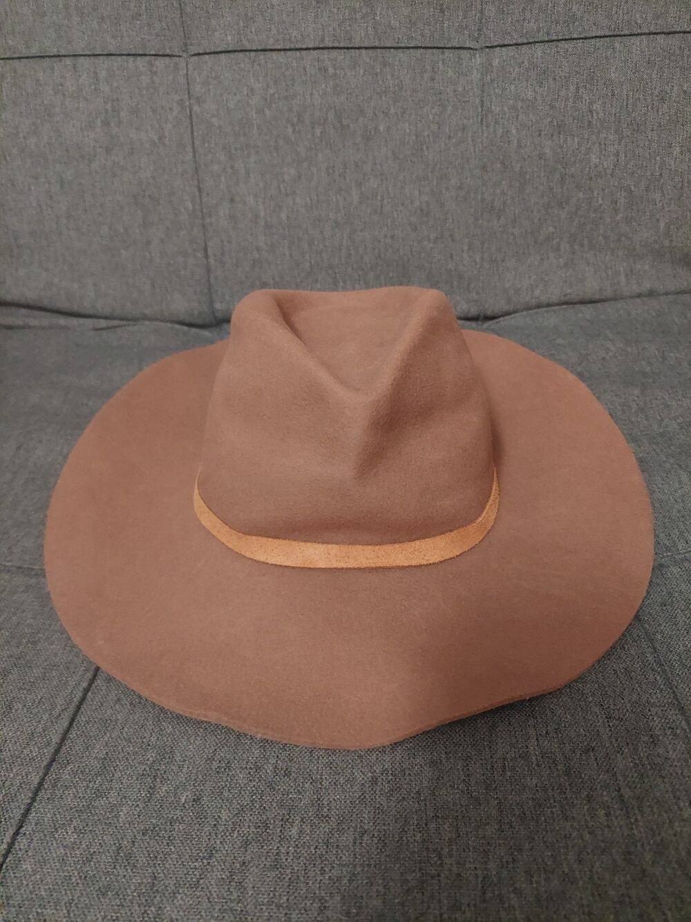 Lack of Color Brown Flat Brim Hat Size 57 cm 100% Australian Wool Leather Band
